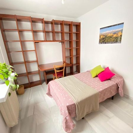 Pati Perro Apartman Granada Kültér fotó